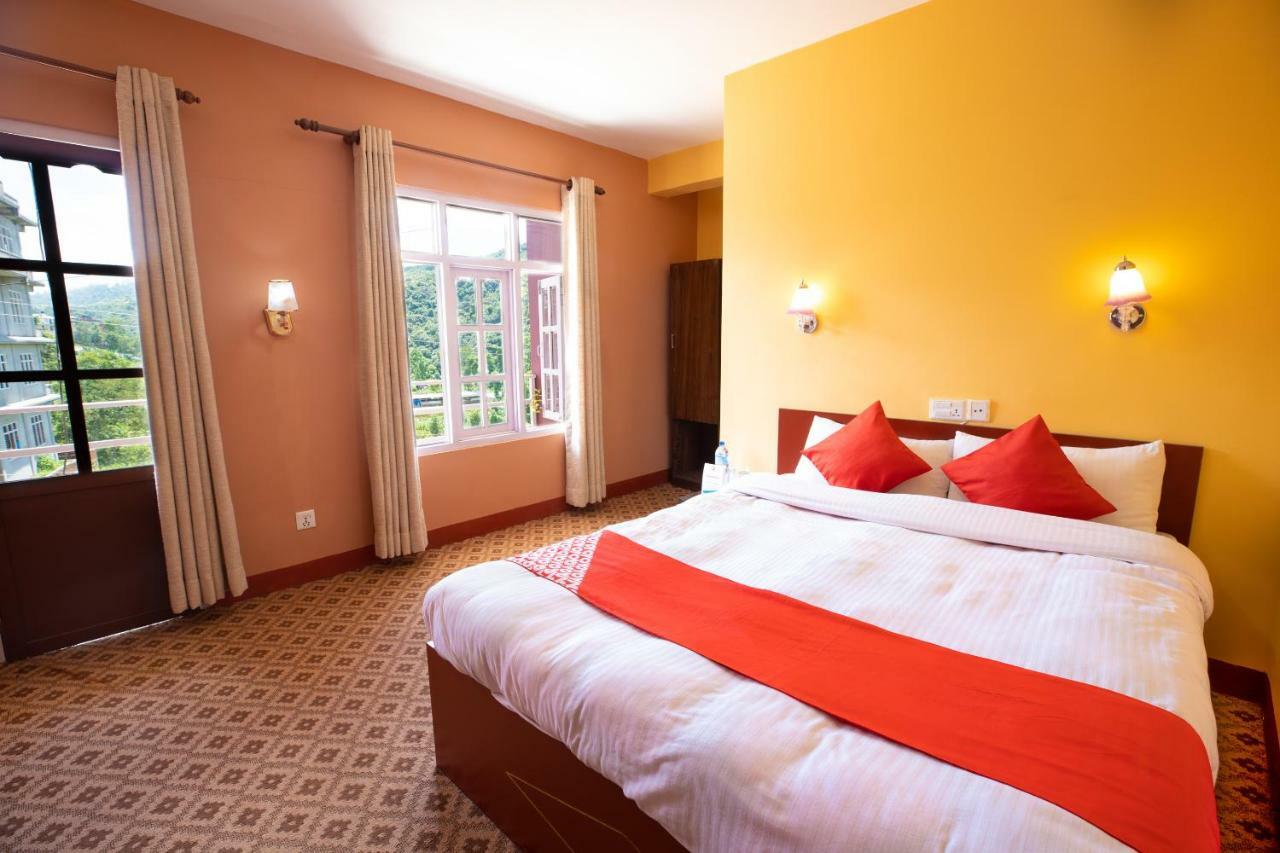 Oyo 281 Twins Kitchen Hotel Dhulikhel Eksteriør billede